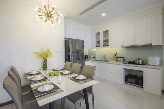 vinhomes central park apartment for rent in binh thanh district hcmc BT105L6090 (2)
